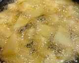 Foto del paso 2 de la receta: Alcachofas con patata y huevo 🥔🍳