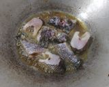 Foto langkah ke 1 dari resep Ikan haruan masak kecap.