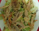 Foto del paso 2 de la receta: Ensalada de pollo y brie con salsa de mostaza y miel