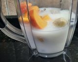 Foto del paso 5 de la receta: Licuado mix con frutas de estación