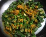 A picture of step 2 of Chatpati bhindi.