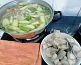 Hình bước làm 3 của món Cá bóp nấu canh chua kiểu Vũng Tàu
