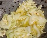 Foto langkah ke 3 dari resep Udang asam manis.