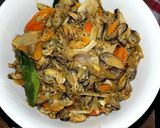 Foto langkah ke 4 dari resep Oseng Kerang Hijau Kupas (Bumbu Iris).