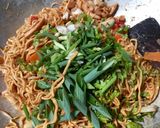 Foto langkah ke 6 dari resep Mie Goreng.