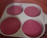 Foto langkah ke 4 dari resep Bolu Lipat Merah Putih.