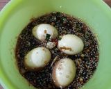 Foto langkah ke 4 dari resep Telur Marinasi ala Korea.