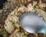 A picture of step 1 of Minced chicken cheese paratha.
