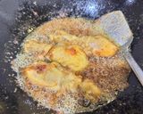 Foto langkah ke 2 dari resep Ayam goreng lengkuas.