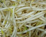 Hình bước làm 1 của món Canh rong biển bò băm