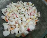 Foto langkah ke 3 dari resep Kerupuk Seblak Kering.