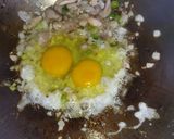 Foto langkah ke 2 dari resep Nasi Goreng Hongkong.