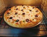A picture of step 4 of Creamy Sauce Pizza 🍕🍕.