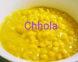 A picture of step 6 of Dahi poori chat.
