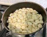Une image de l'étape 3 de Parmentier de panais au bœuf, tomates et courgette.
