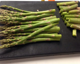 Foto del paso 1 de la receta: Espárragos verdes trigueros con aguachirle