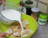 Foto del paso 2 de la receta Pudin o budín de pan duro/sin horno al microondas
