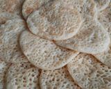 Une image de l'étape 5 de Mkhanfar (crêpes berbères) 🥞.