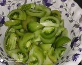 কাঁচা টমেটোর টক ঝাল মিষ্টি চাটনি(kancha tomato tok jhal misti chutney recipe in Bengali) রেসিপির ধাপ 1 ছবি