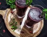 A picture of step 4 of Mulberry Mint Cooler / Shahtoot ka Sharbat.