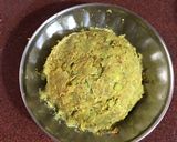 A picture of step 2 of Matar Paratha.