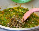 Foto langkah ke 4 dari resep 390. Oseng Genjer Anti Pahit.