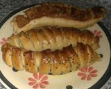 A picture of step 5 of Cartepillar Bread.