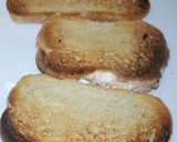 Foto del paso 4 de la receta: Tostadas de salmón ahumado con aguacate y queso Philadelphia