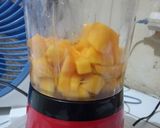 Foto langkah ke 1 dari resep 262) Puding Mangga.