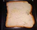A picture of step 10 of Aloo bharta grill sandwich.