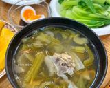Hình bước làm 7 của món Canh Cải Chua Hầm Xương Heo