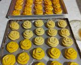 Foto langkah ke 5 dari resep Nastar bunga.