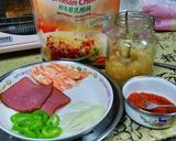 小烤箱料理之ㄧ: 吐司批薩(夏威夷&黑糖香蕉)的食譜步驟1照片
