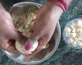 सूजी स्टफ चीजी बॉल्स (sooji stuffed cheese balls recipe in Hindi) रेसिपी चरण 3 फोटो