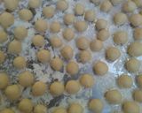 صورة لخطوة 6 من وصفة لقيمات بحشوه الجبن😋