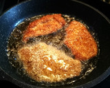 Foto del paso 3 de la receta: Filete de pechuga de pollo rebozadas con verdura salteada