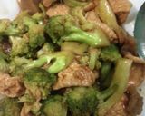 Foto langkah ke 7 dari resep Cah brokoli teriyaki.