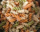 Foto del paso 1 de la receta: Ensalada de pasta con salsa rosa🍲