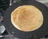 A picture of step 4 of Onion tomato uttapam.