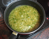 Foto del paso 4 de la receta: Gallo en salsa verde con papas cocidas y huevo duro