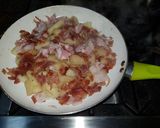 Foto del paso 3 de la receta: Mandioca frita revuelta con huevo y j.crudo (Mandioca - Yuca)