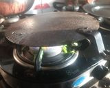 A picture of step 2 of Spinach naan.