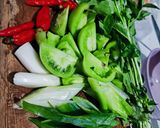 Foto langkah ke 2 dari resep Kepala Kerapu Kuah Kuning.