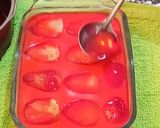 A picture of step 6 of Strawberry Delight.