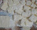 A picture of step 1 of Paneer Kalia.