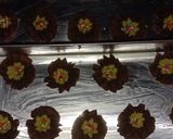 Foto langkah ke 6 dari resep Kue semprit coklat.