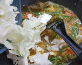 Foto langkah ke 5 dari resep Sayur Ikan Patin Asam Kuning.