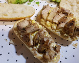 Foto del paso 5 de la receta: Bocaditos de queso, pollo y aguacate 🥖 🧀🍗 🥑