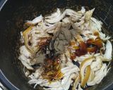 Foto langkah ke 3 dari resep Ayam Suwir Kecap.
