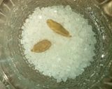 A picture of step 5 of Khashkhash Milk Shake 😋😋😋.